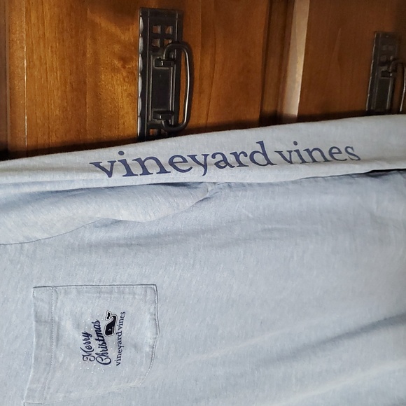 Vineyard Vines Merry Christmas Pocket T-shirt - Picture 7 of 9